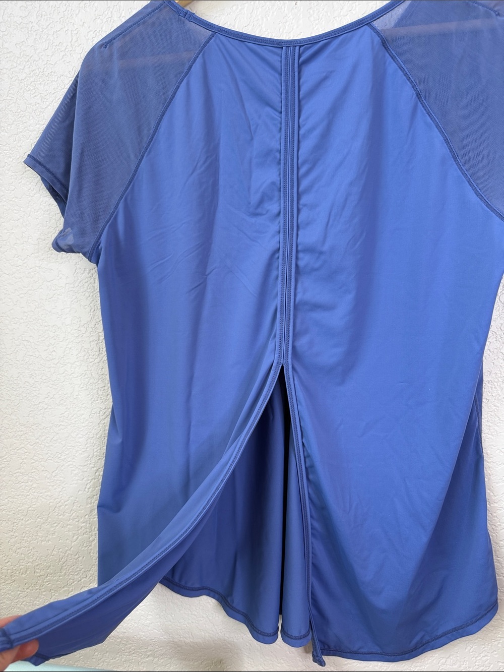 Another Love Movement Short Sleeve Tee Shirt Blue Purple Periwinkle size Medium - Picture 6 of 8